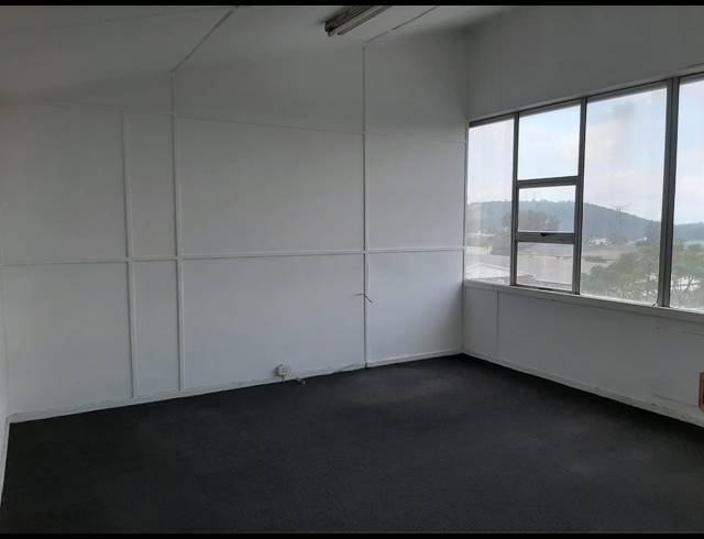 465M² WAREHOUSE TO LET IN NEW GERMANY